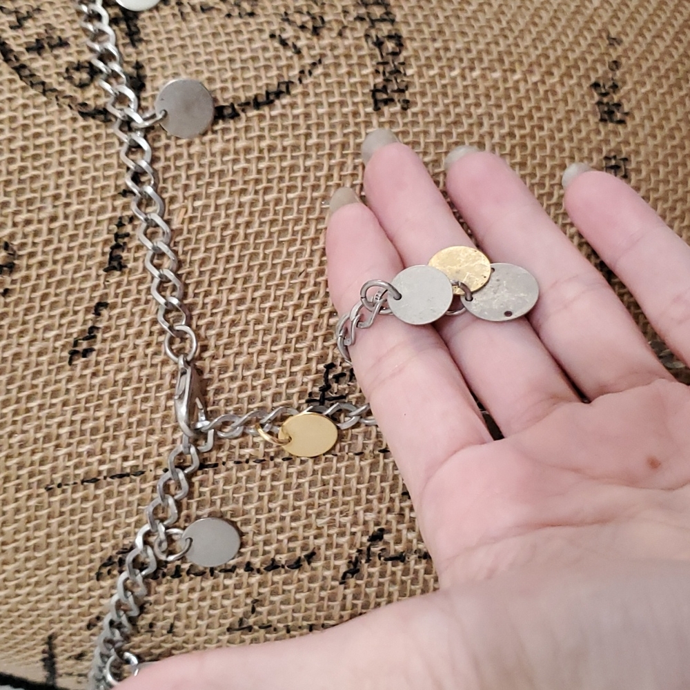 VINTAGE Silver tone chain with circular gold & silver disks lobster clasp belt - Picture 5 of 7